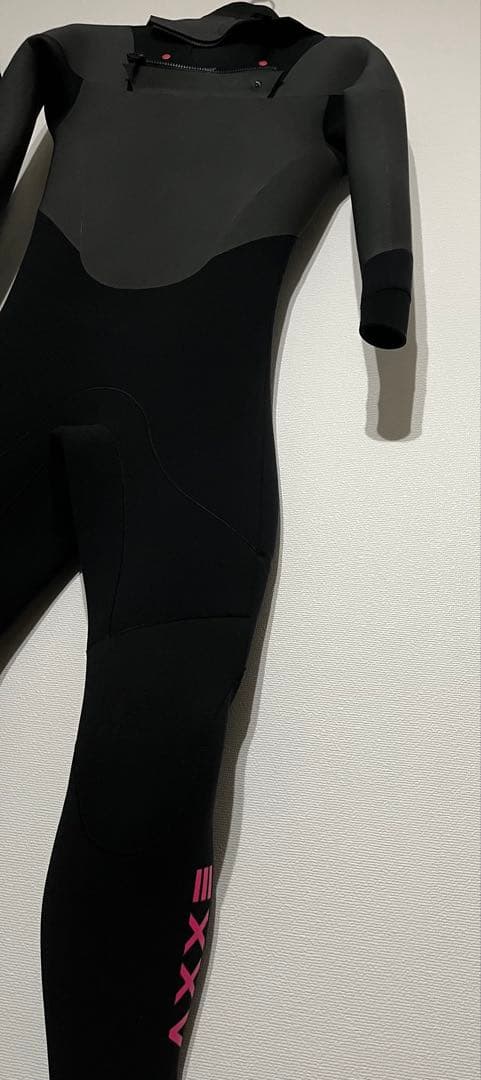 ほぼ新品！AXXE（アックス）セミドライウェットスーツ ブラック/グレー