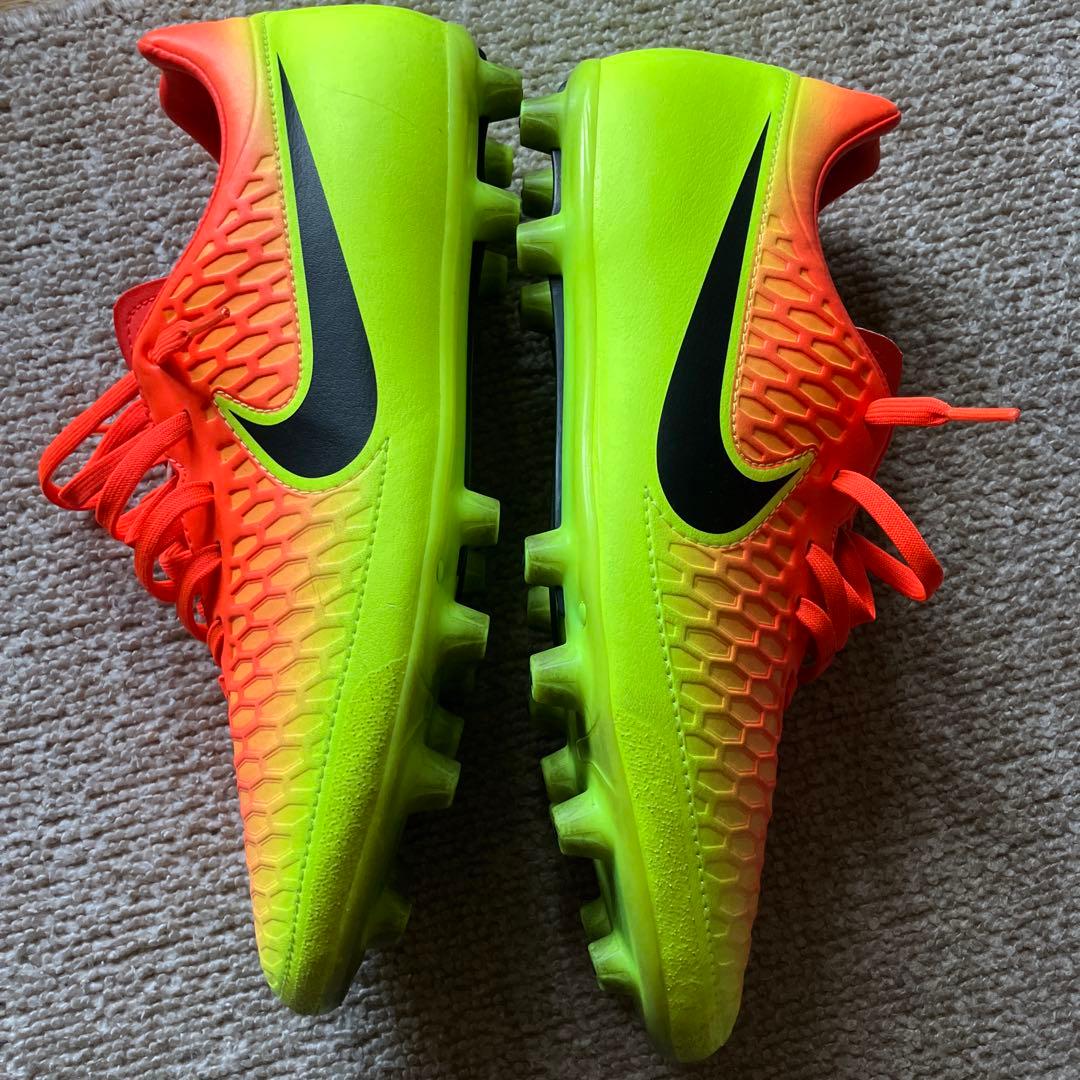 Nike マジスタ オレンジ/イエロー