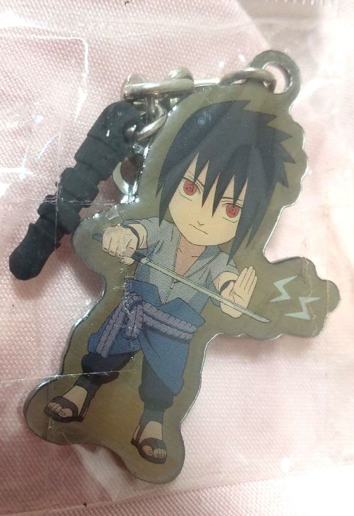 NARUTO　サスケ　グッズセット　色紙　缶バッジ　シール　ストラップ等　レトロ