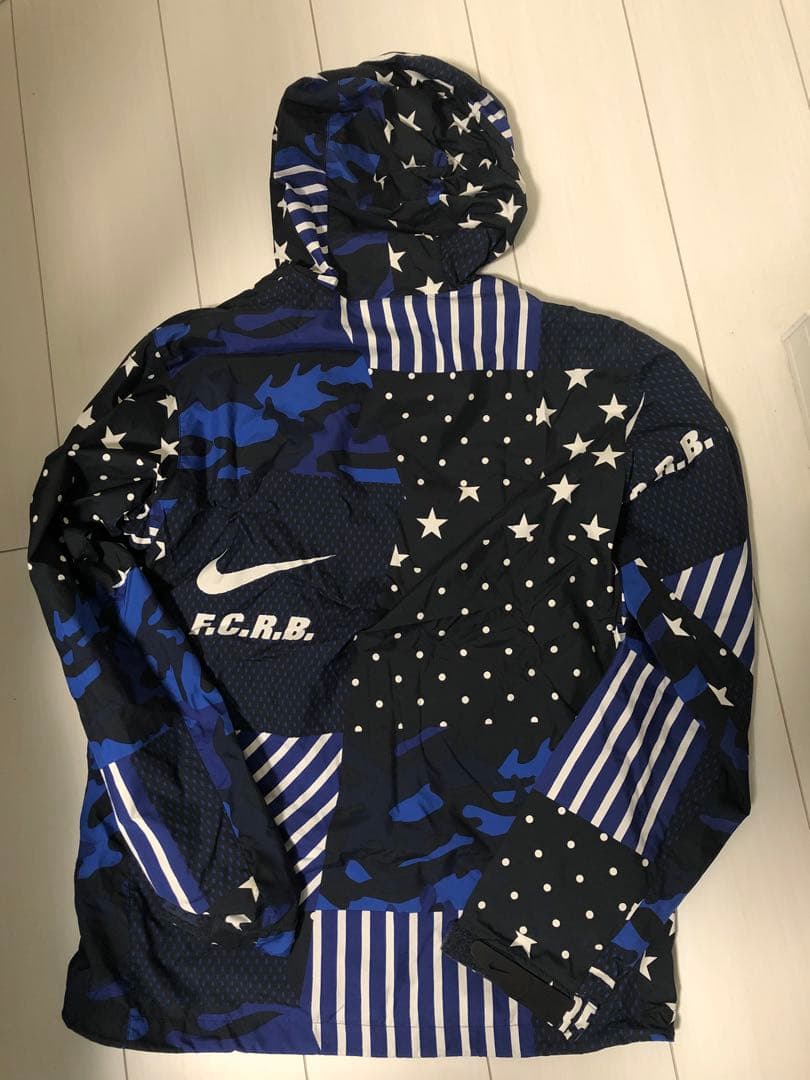 【美品】FCRB セットアップ　WOVEN S NIKE