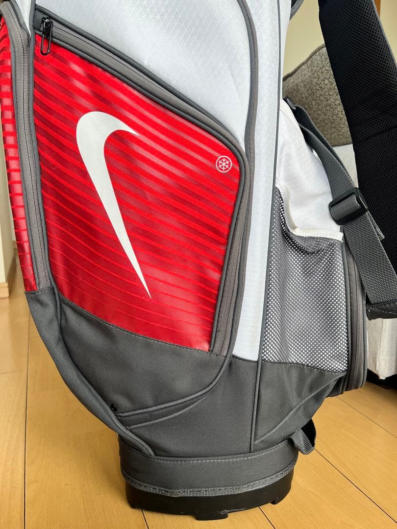 完売品　良品希少NIKE ナイキ　軽量2.7kg　カート型キャディバッグ　9型