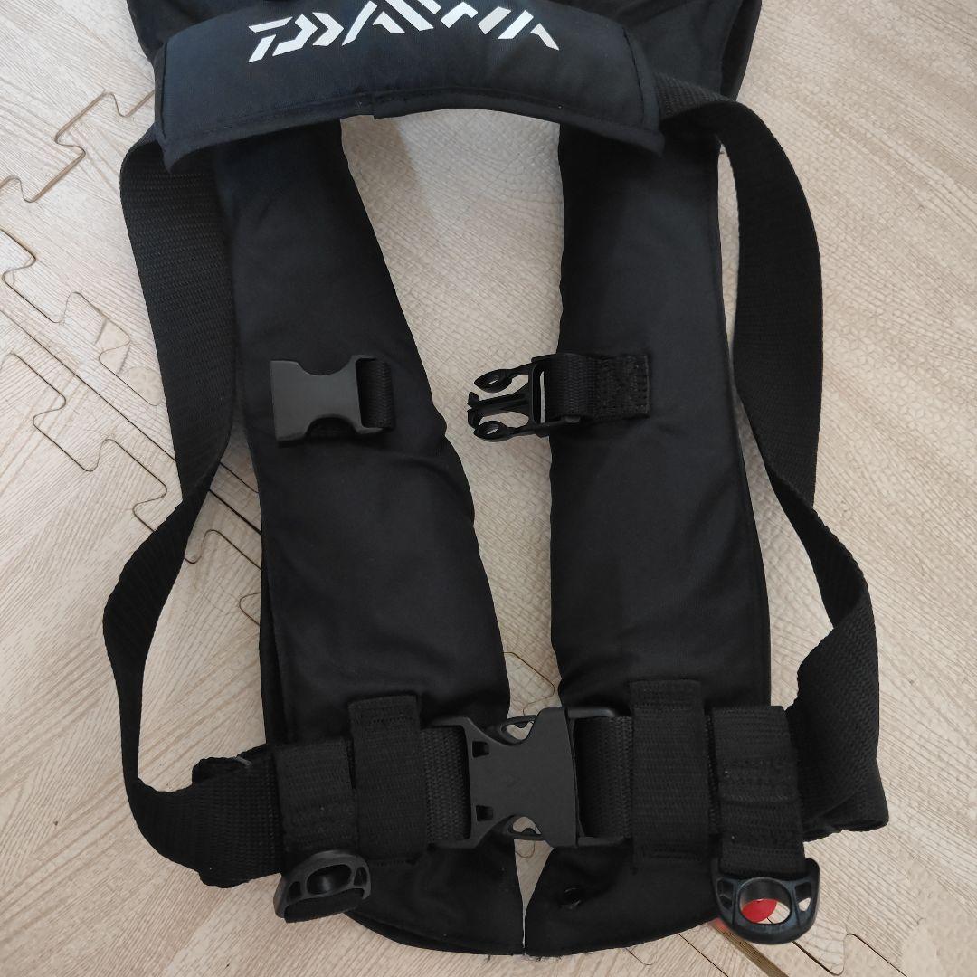 ダイワ 自動膨張式ライフジャケット ブラック DF-2021