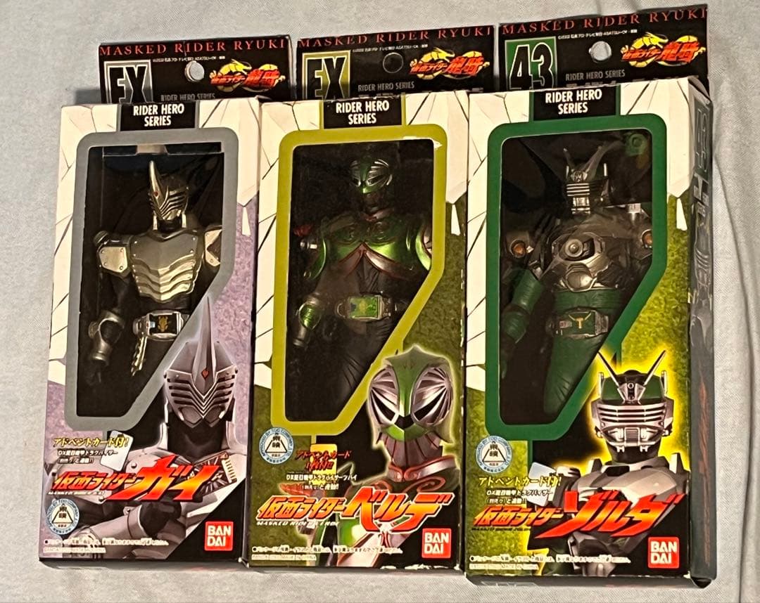 仮面ライダー龍騎ソフビ11体セット
