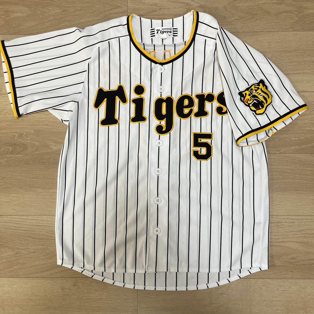 阪神タイガース　近本　ホームユニフォーム刺繍ユニフォーム