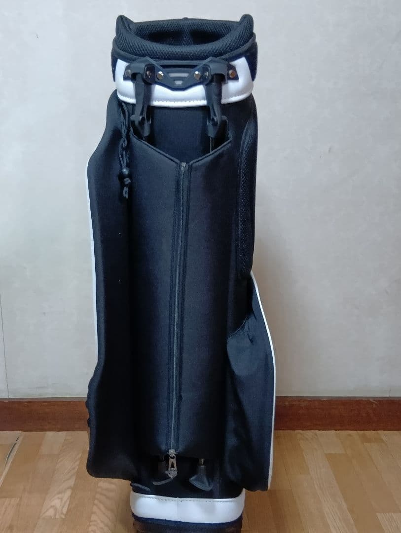 Bridgestone Golf キャディバッグ ６個ヘッドカバー付き