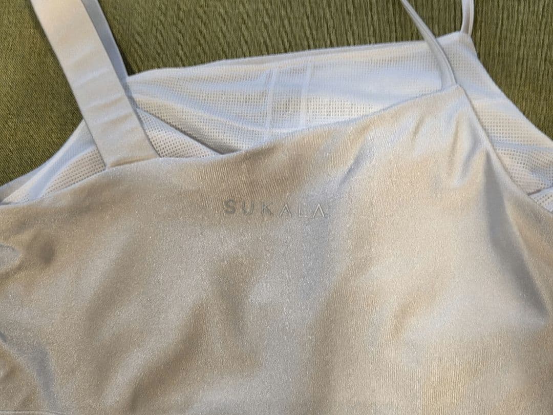【SUKALA】美品☆シャインストレッチ☆アシンメトリーチュニック　Lサイズ
