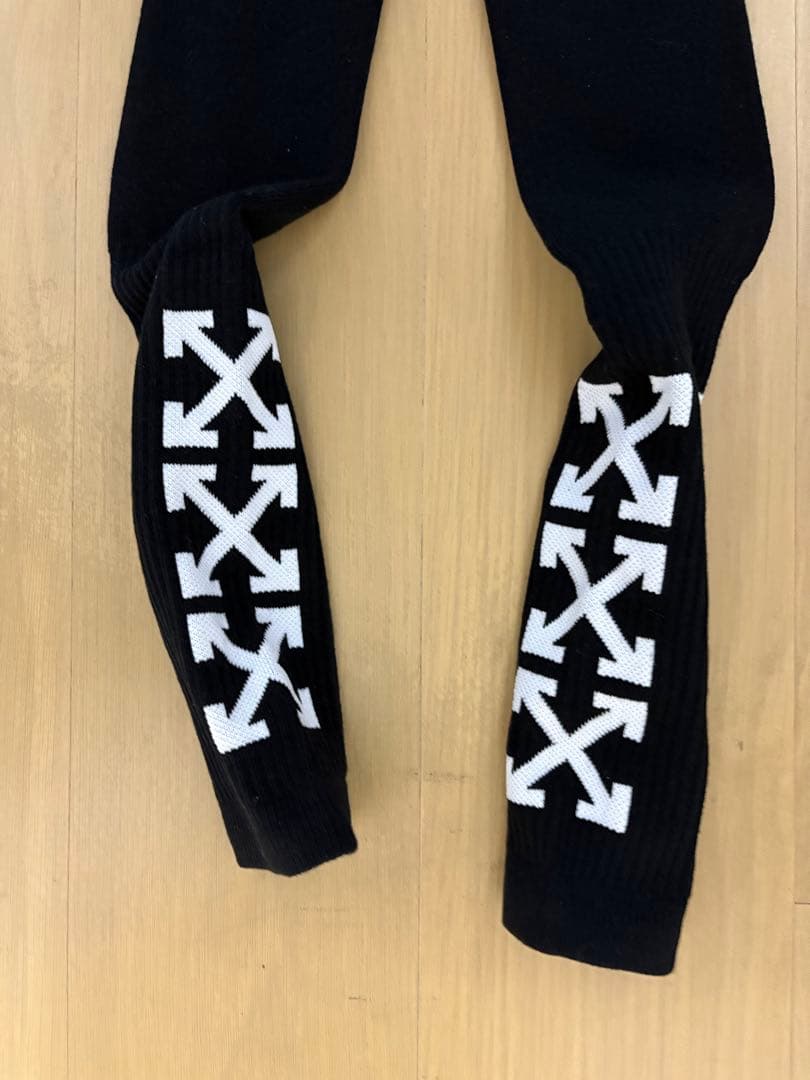 Off-White Arrow Mid Length Socks ブラック