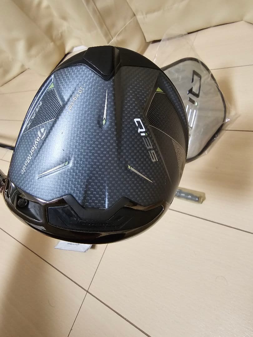 テーラーメイド　純正シャフト２本付属 　Qi35 MAXドライバー10.5　中古