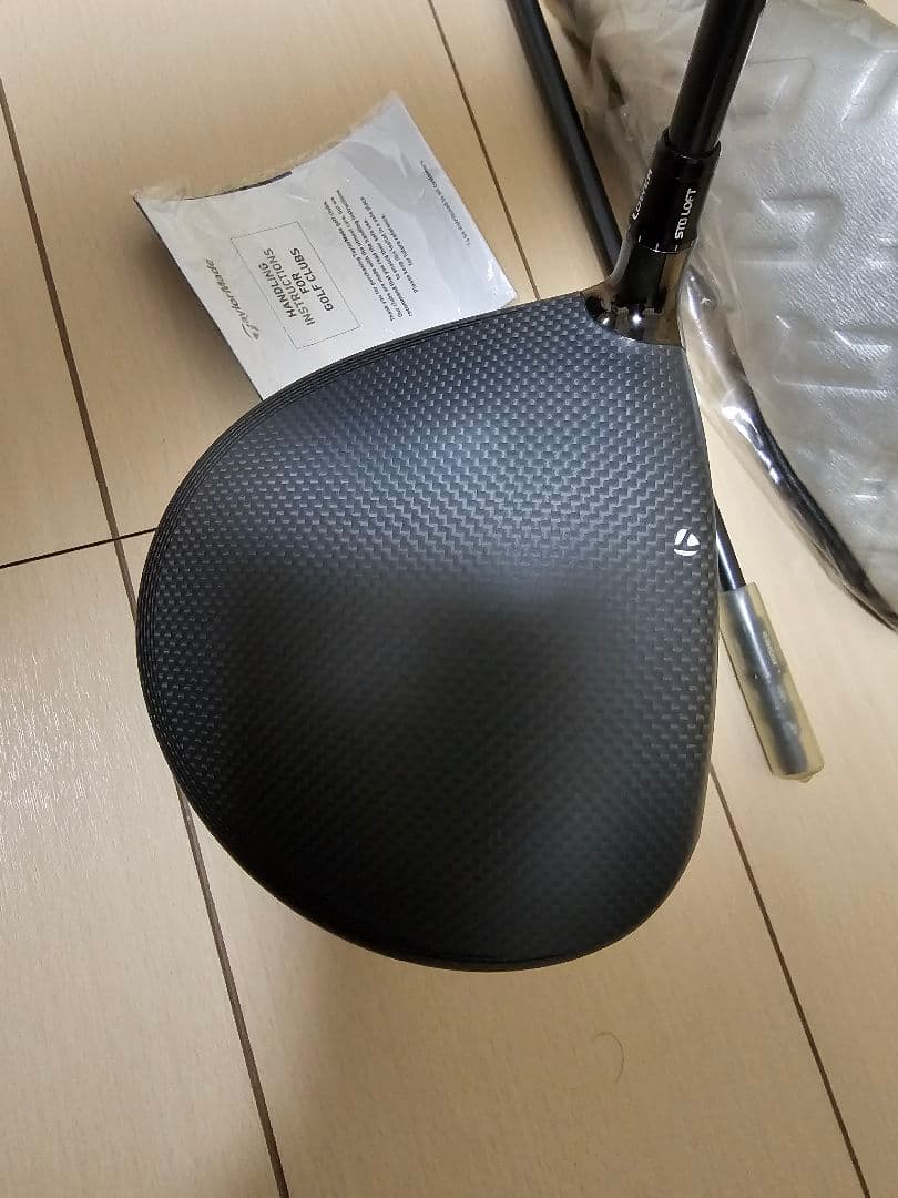 テーラーメイド　純正シャフト２本付属 　Qi35 MAXドライバー10.5　中古