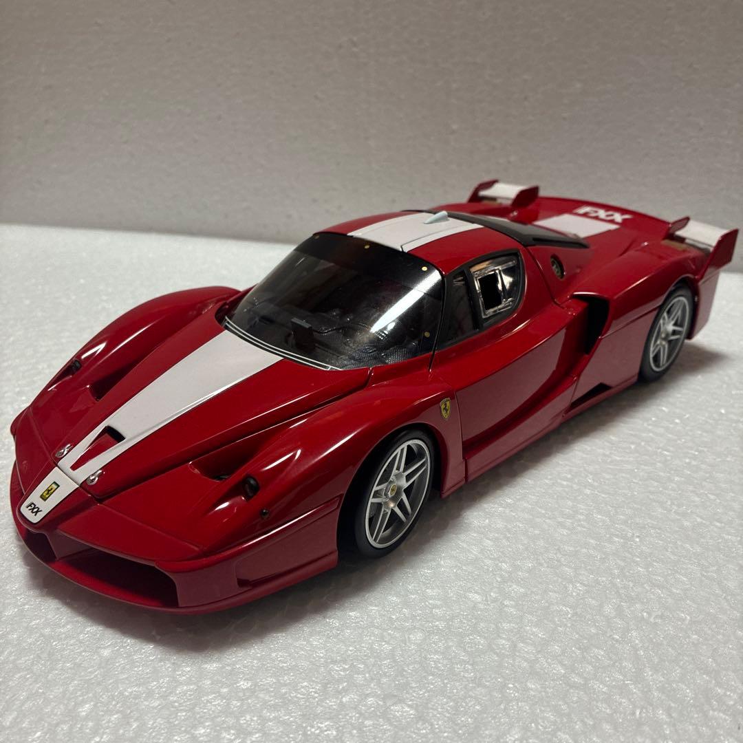 Ferrari FXX 赤 ミニカー　1/18