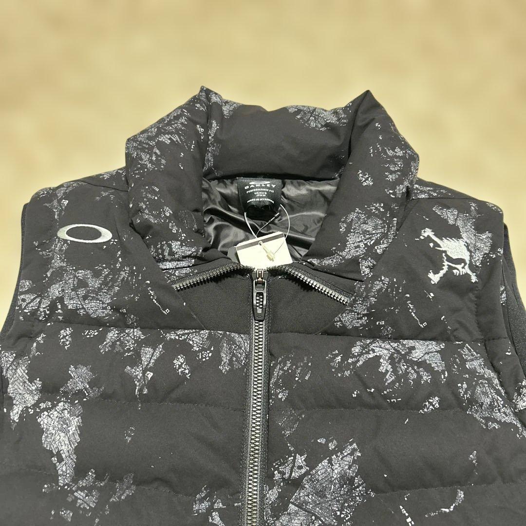 【新品未使用】Oakley ダウンベスト ブラック　M