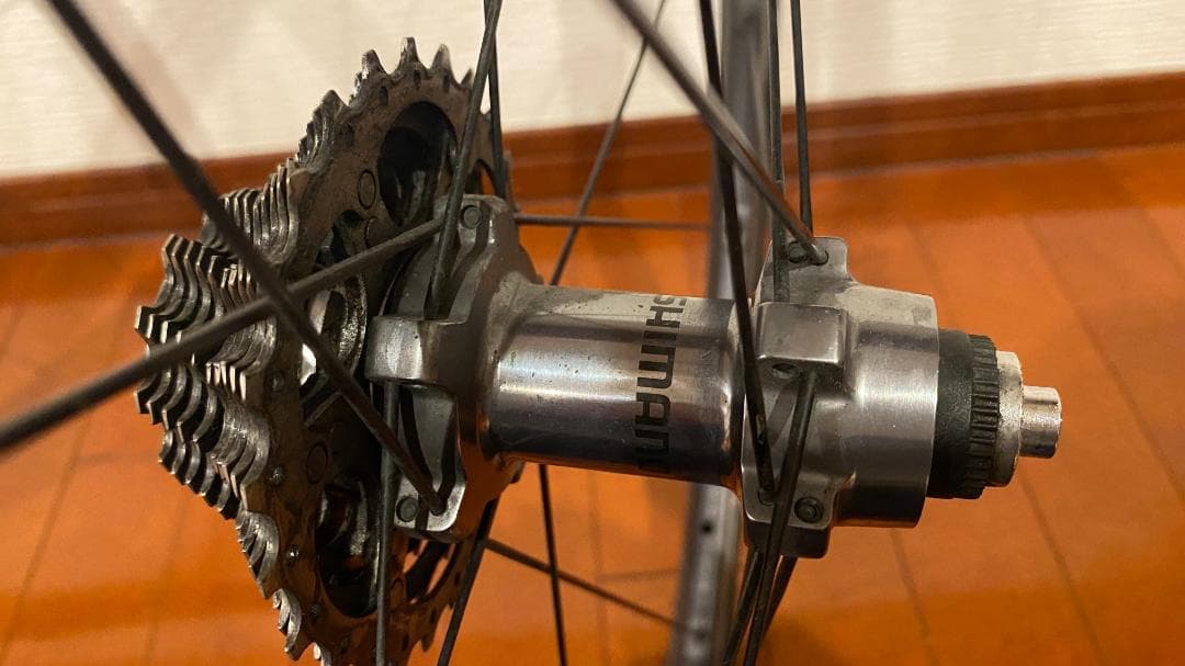 前：シマノWH-6800 ULTEGRA、後：シマノWH-RS500セット