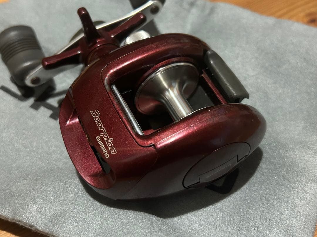 動作良好　シマノ スコーピオン1500 右巻き