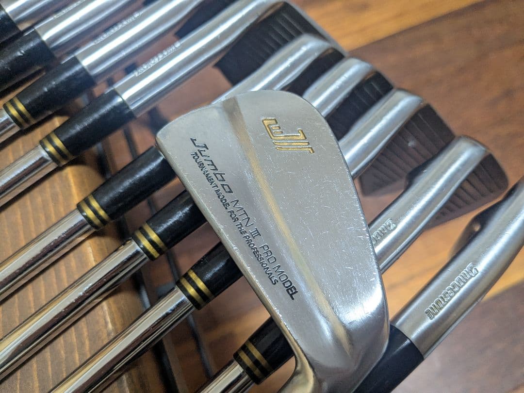 ジャンボ尾崎モデル クラブセット MTNⅢ キャディバッグ付き