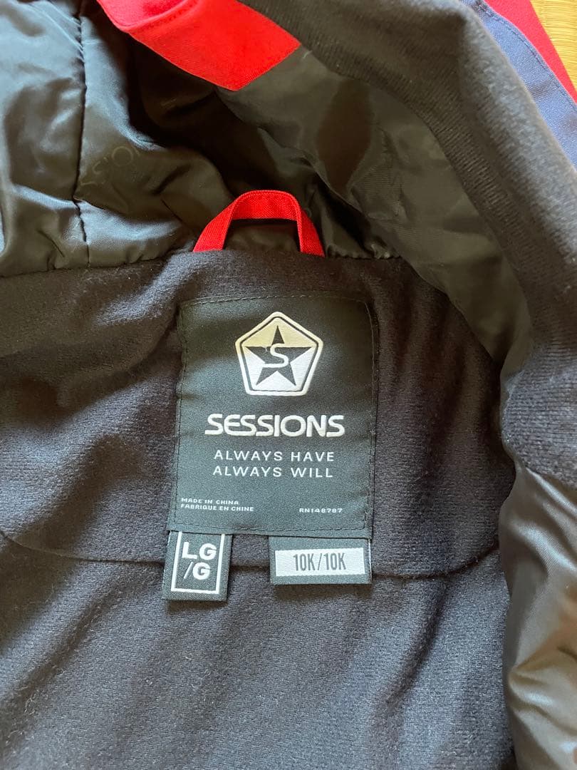 セッションズ　SESSIONS ジャケット　Lサイズ　赤　2日使用