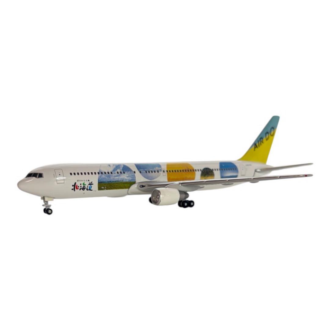 AIR DO B767-300ER JA01HD 1/400 2機