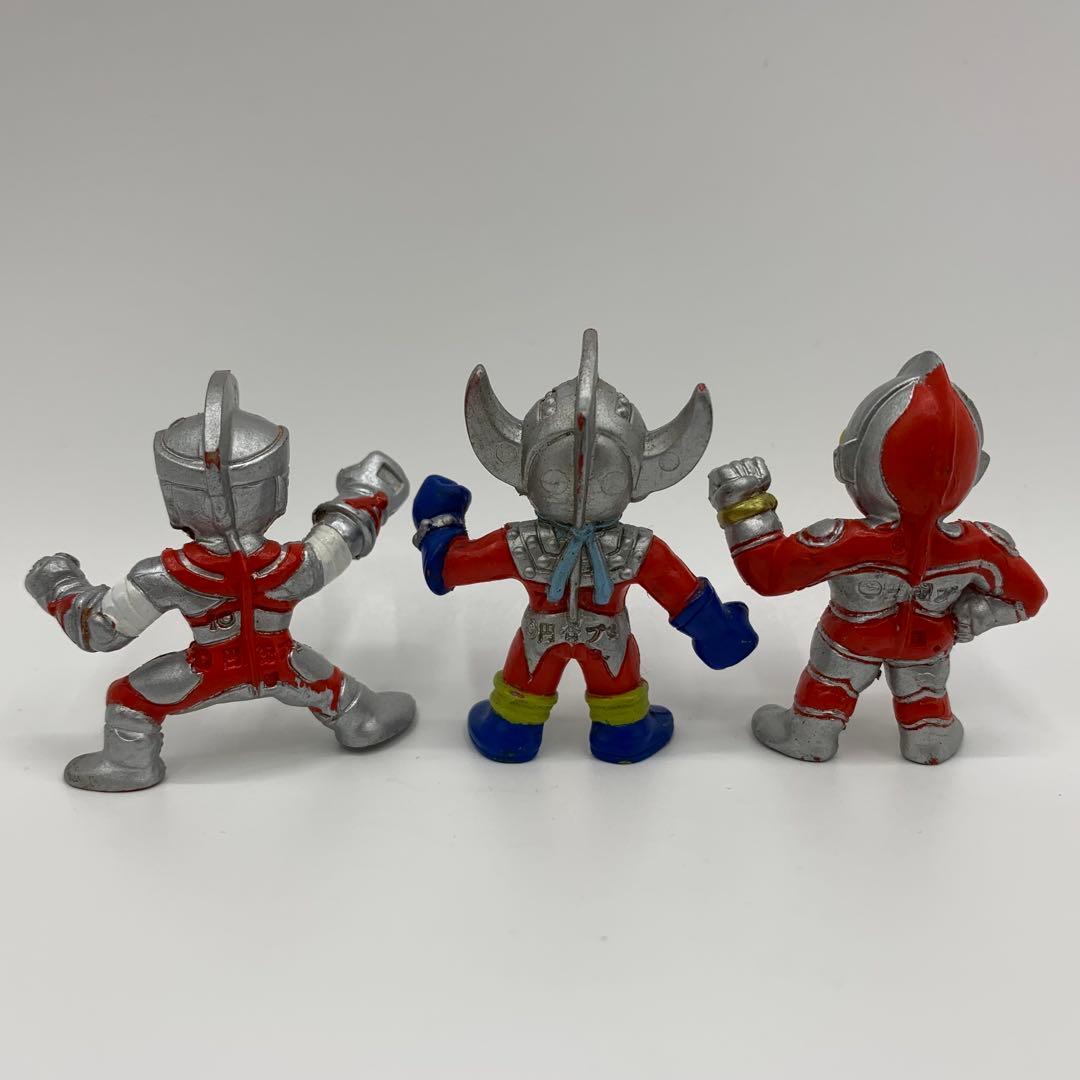 ウルトラマンと怪獣のフィギュア 合計8体