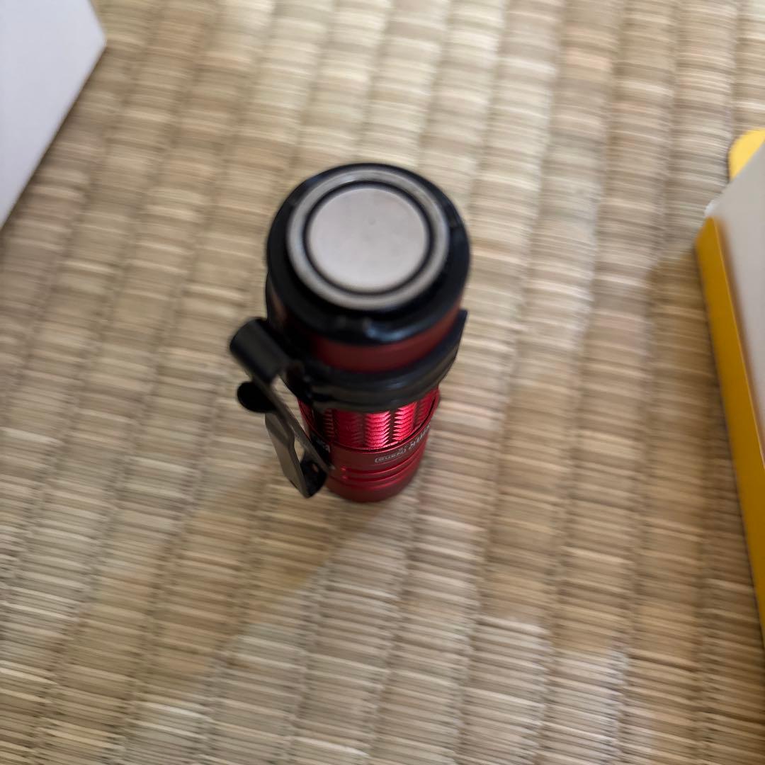 Olight WARRIOR Mini 2 レッド 懐中電灯