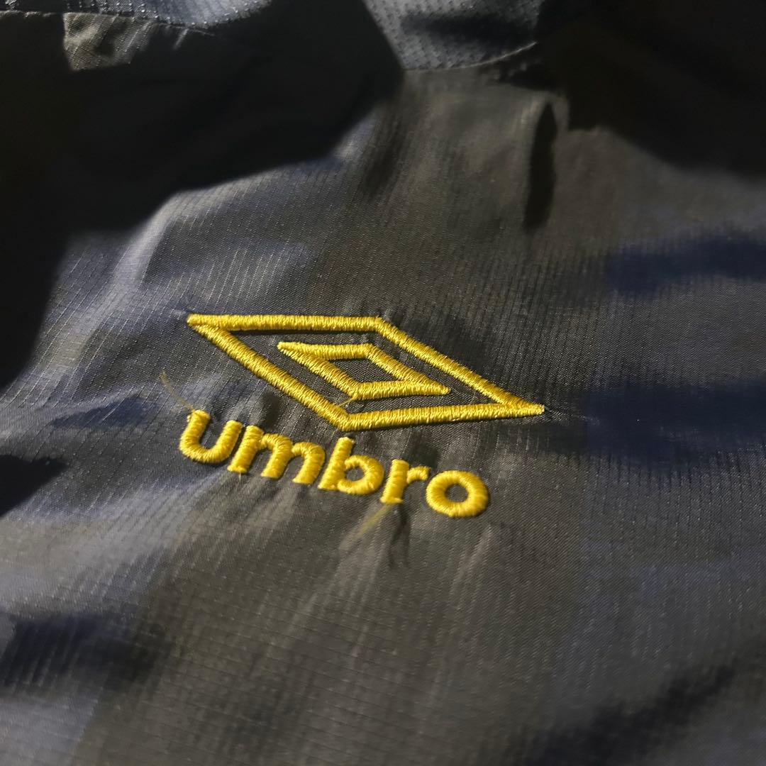 Umbro ネイビー ナイロンジャケット　セットアップ