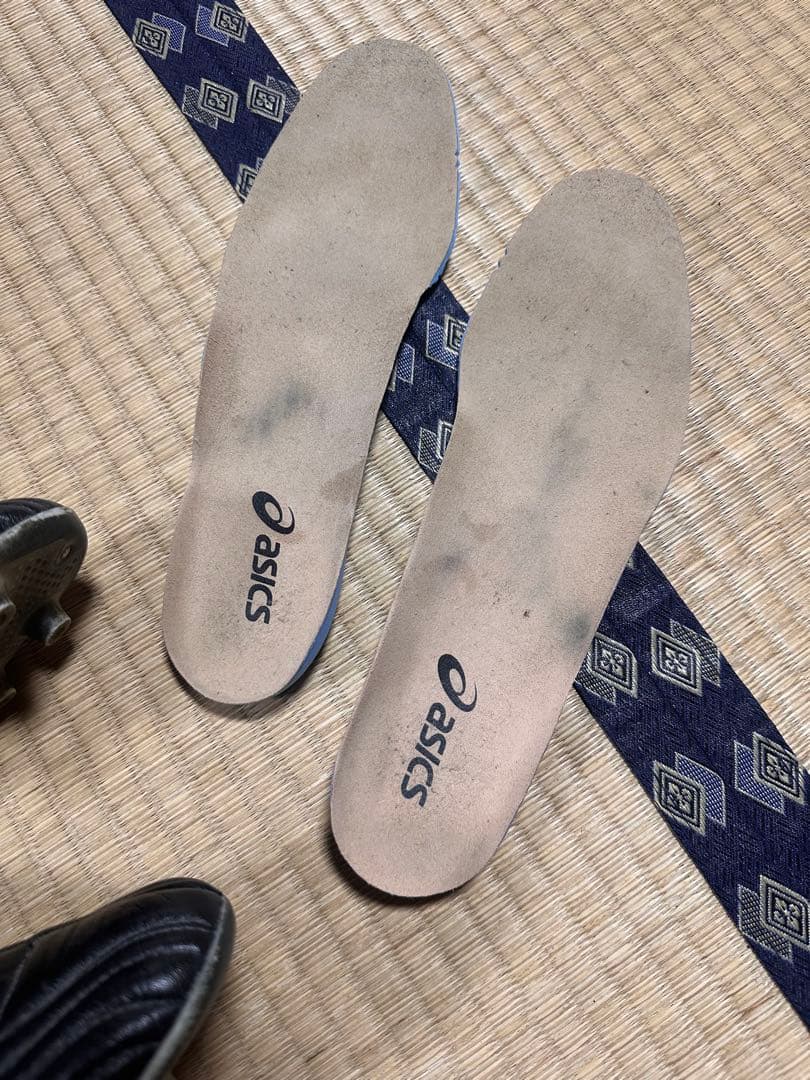 asics サッカースパイク　2002 27.0センチ