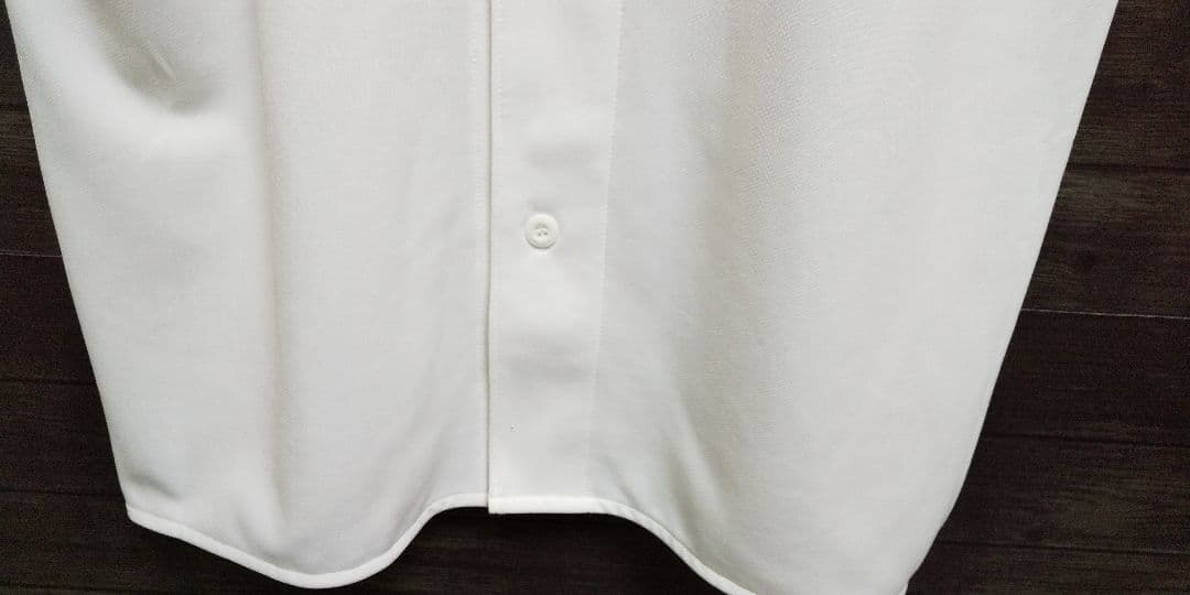 UNDER ARMOUR　LGサイズ　巨人　坂本勇人選手　ユニフォーム
