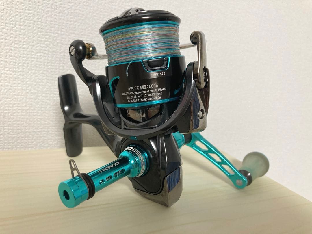 ダイワ エメラルダス 21 エア FC LT2500S リール