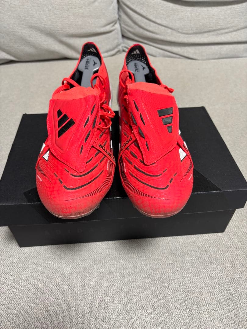 adidas プレデターAG
