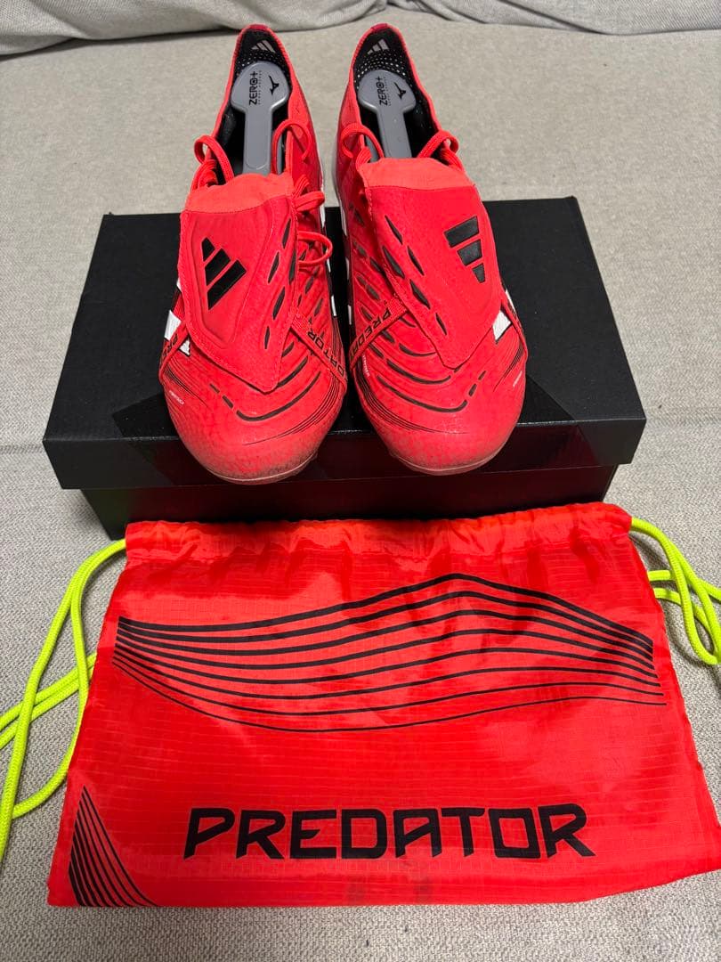 adidas プレデターAG
