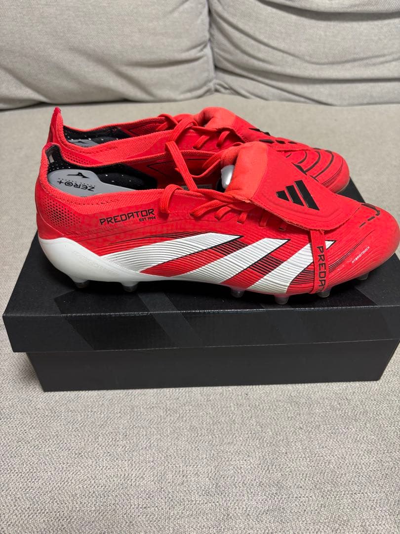 adidas プレデターAG