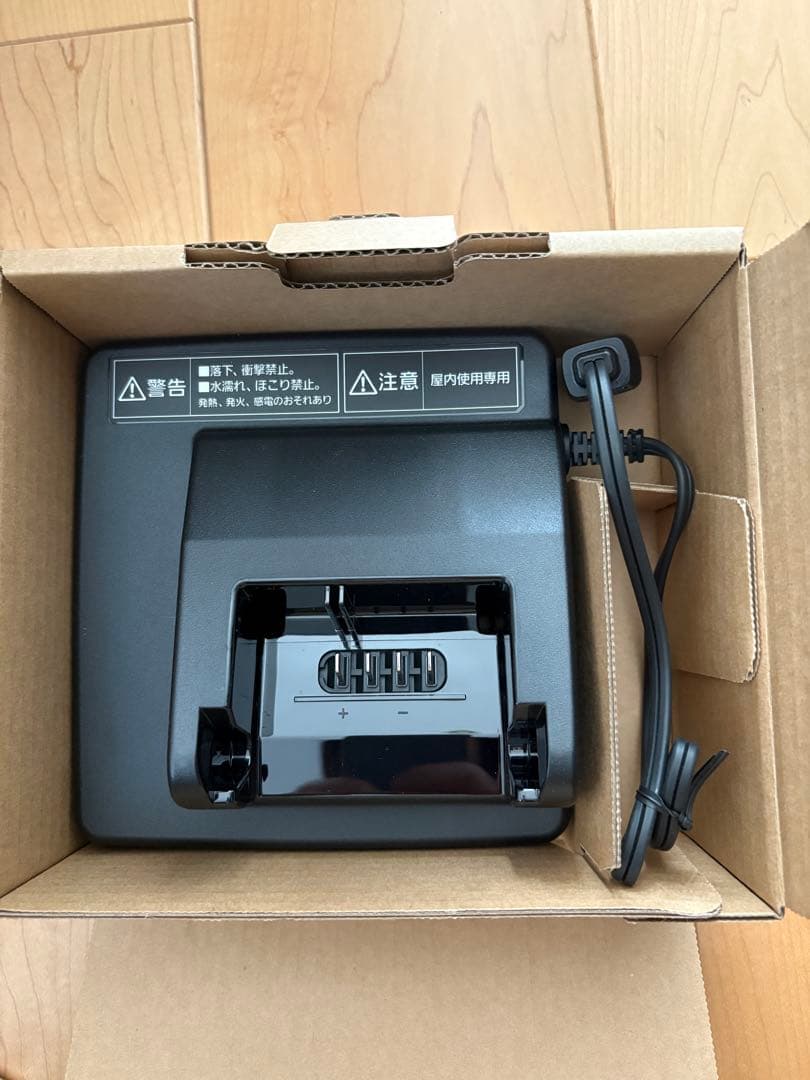 Panasonic NKJ074Z 充電器　新品