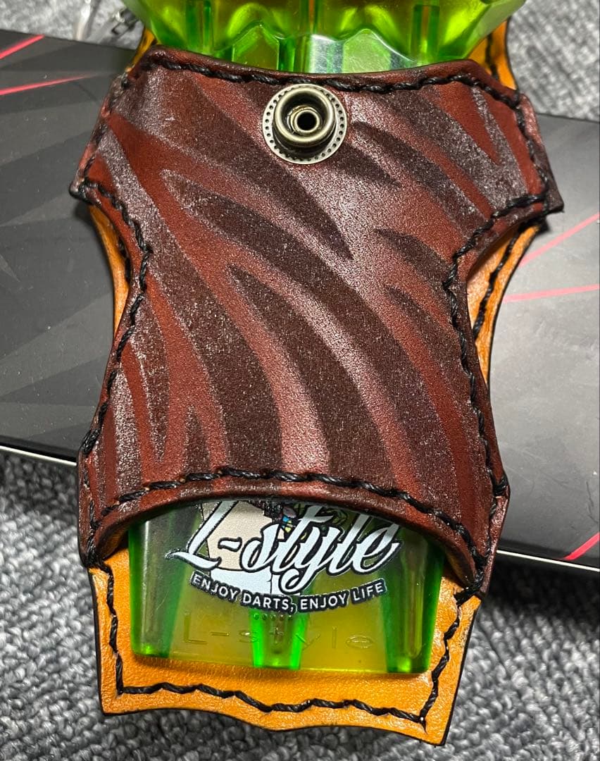クリスタルワン　ダーツケース