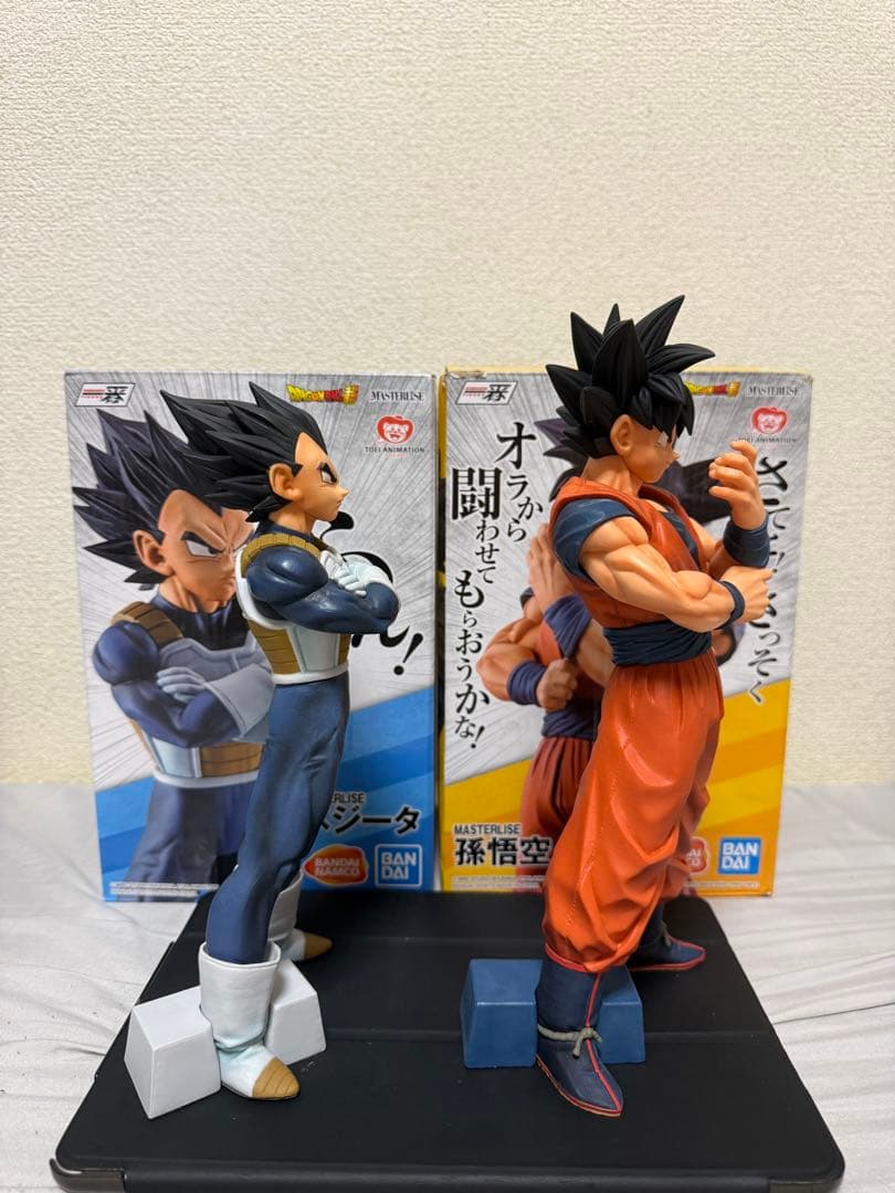 一番くじ　ドラゴンボール　STRONG CHAINS C賞ベジータとD賞孫悟空