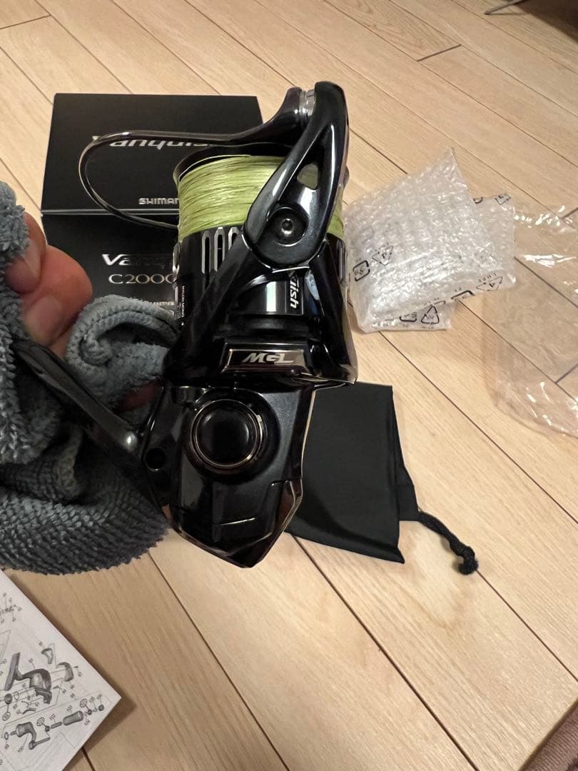 【極美品】19 Vanquish C2000SHG 一度短時間釣行