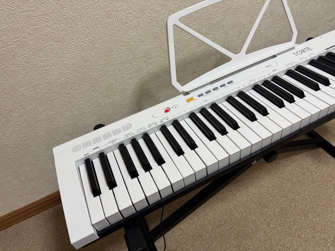 【期間限定値下げ】TORTE 電子キーボード　スタンドTSDK-61 電子ピアノ