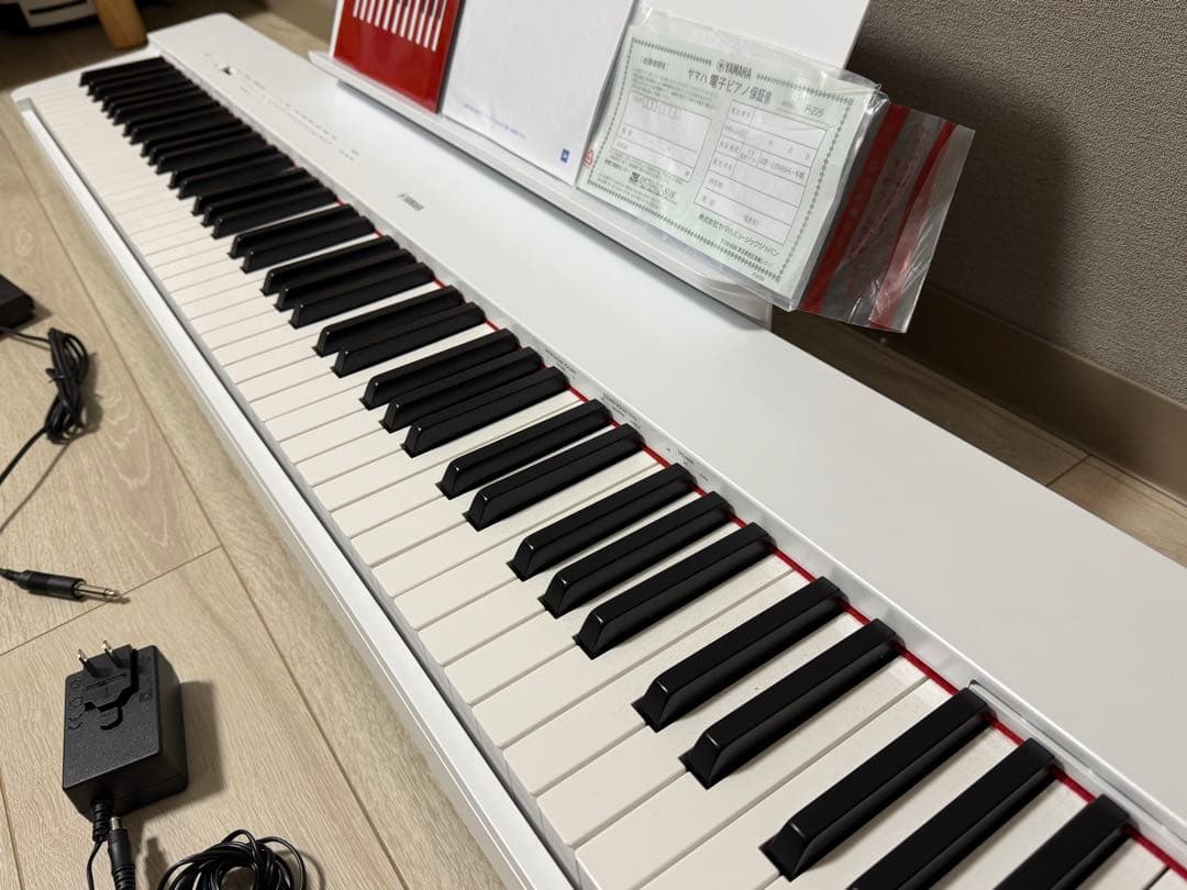 YAMAHA 電子ピアノ P-225 ホワイト ほぼ未使用 元箱あり 送料無料