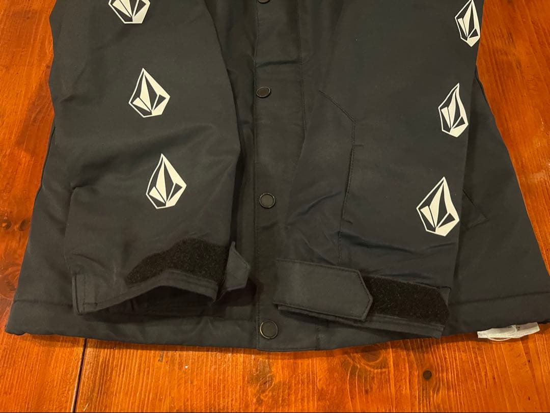VOLCOM スノージャケット キッズ　サイズL ブラック
