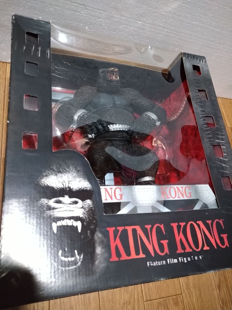 マクファーレンKING KONG フィギュア 未開封　MovieManiacs3
