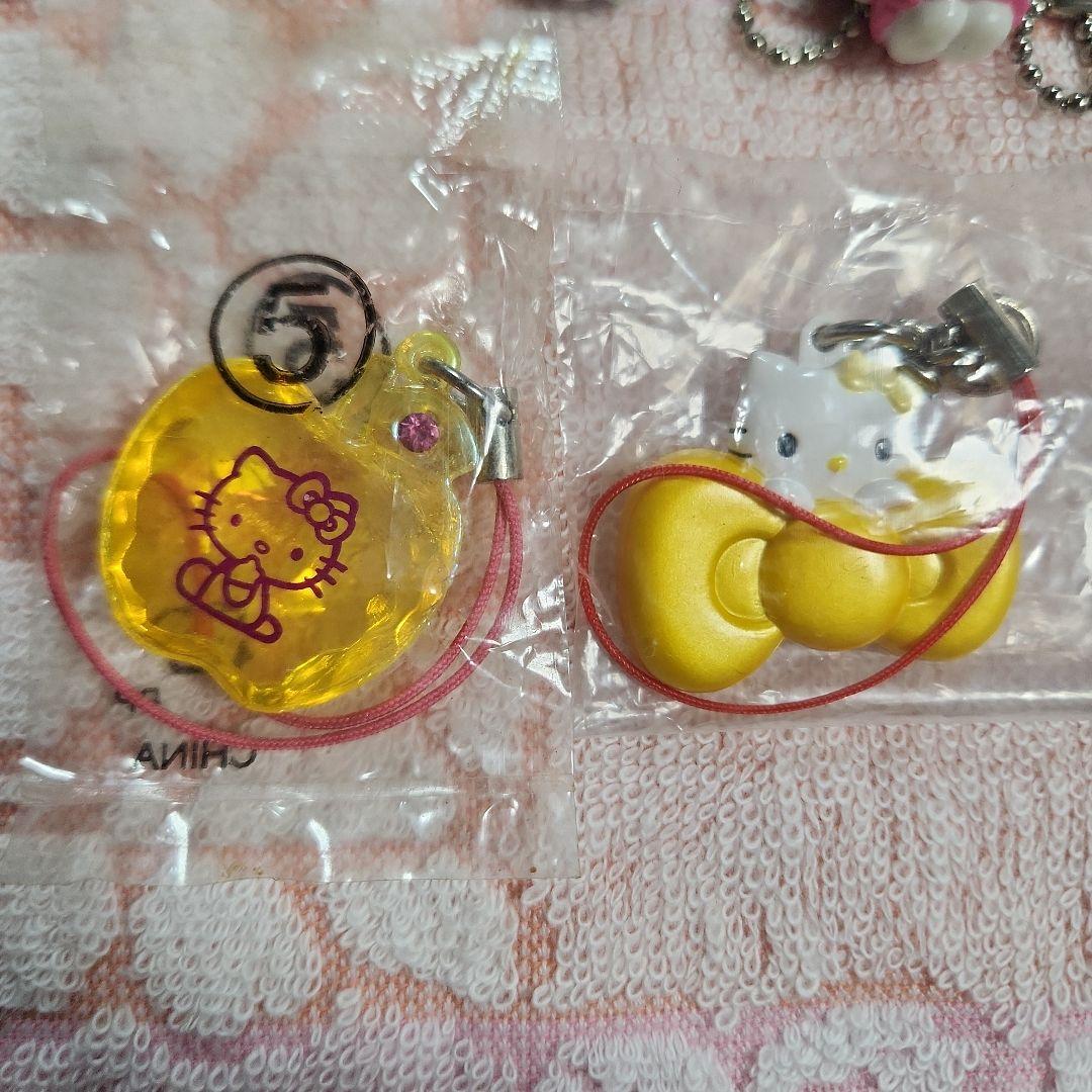 ハローキティ　ボールチェーンマスコット　ストラップ　レトロ