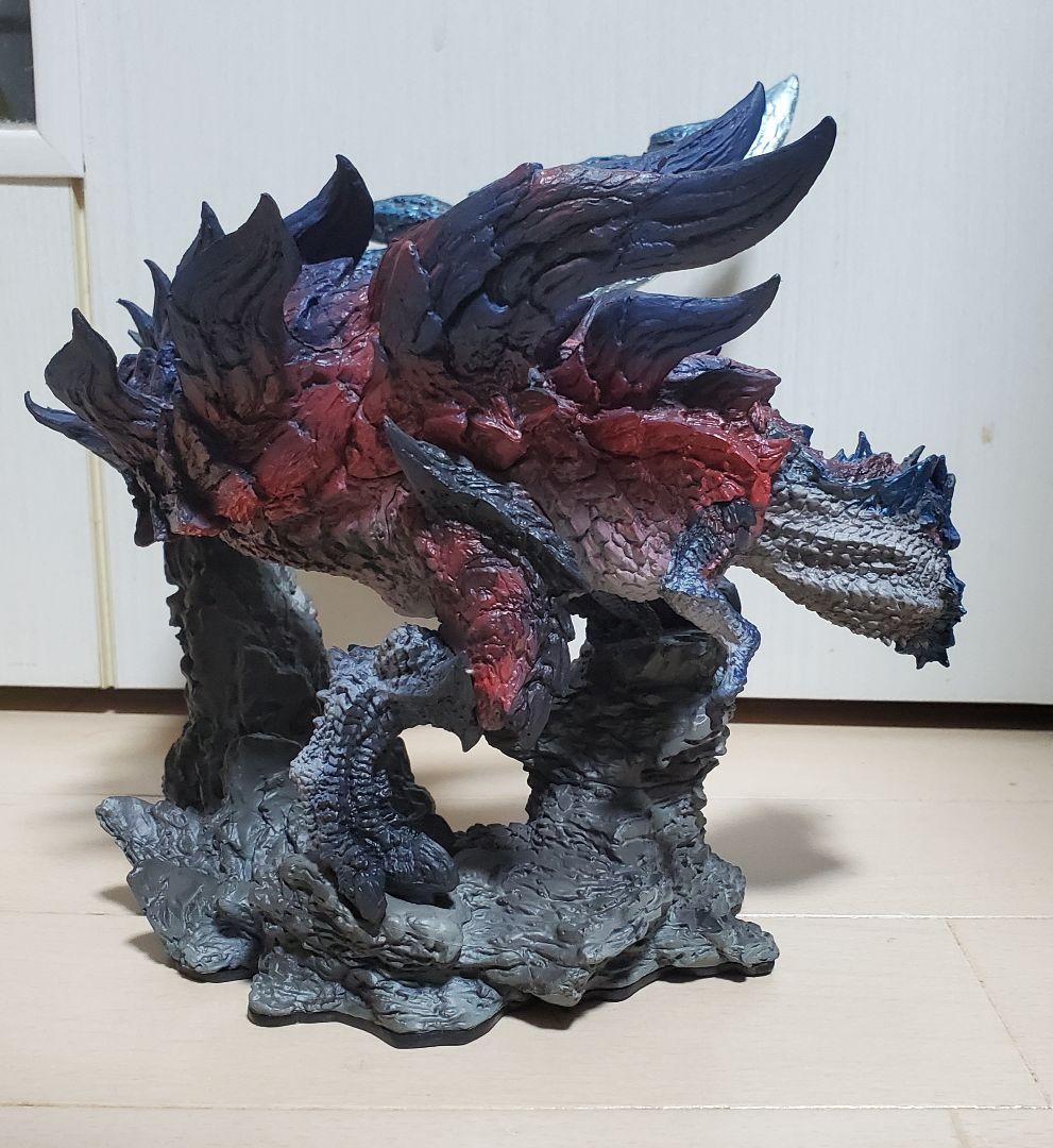 モンスターハンター　モンハン　フィギュア　ディノバルド