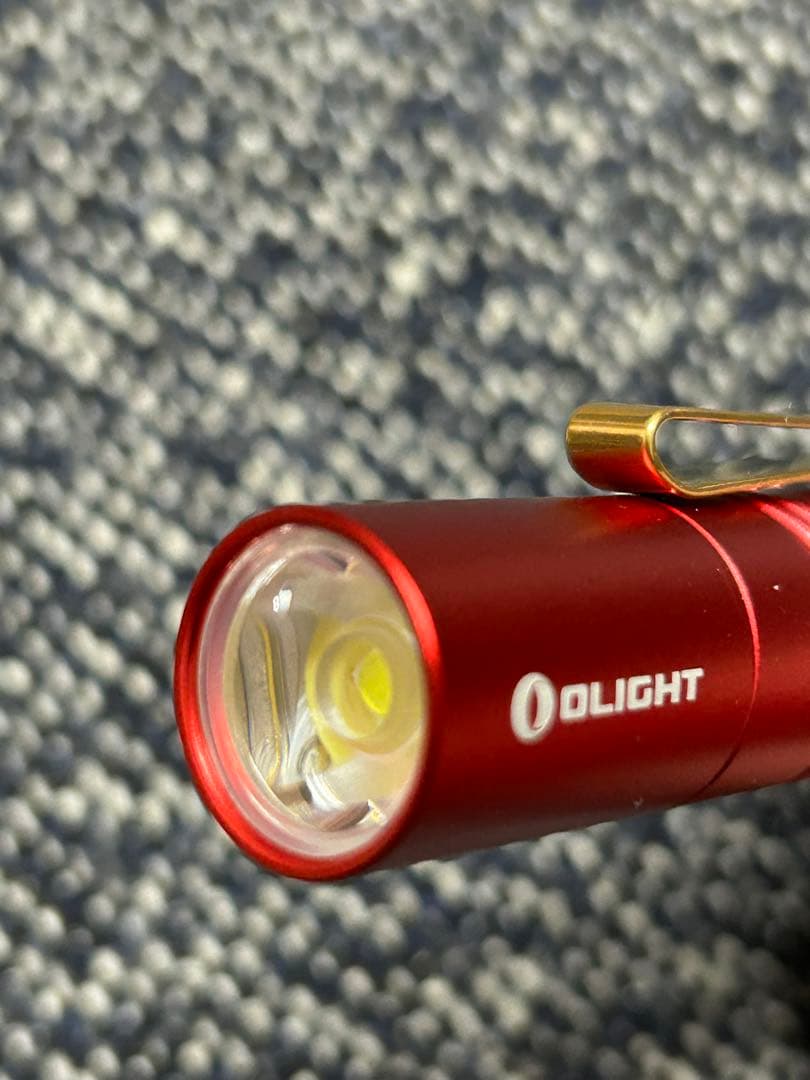 OLIGHT (オーライト) i5R EOS ローズレッド