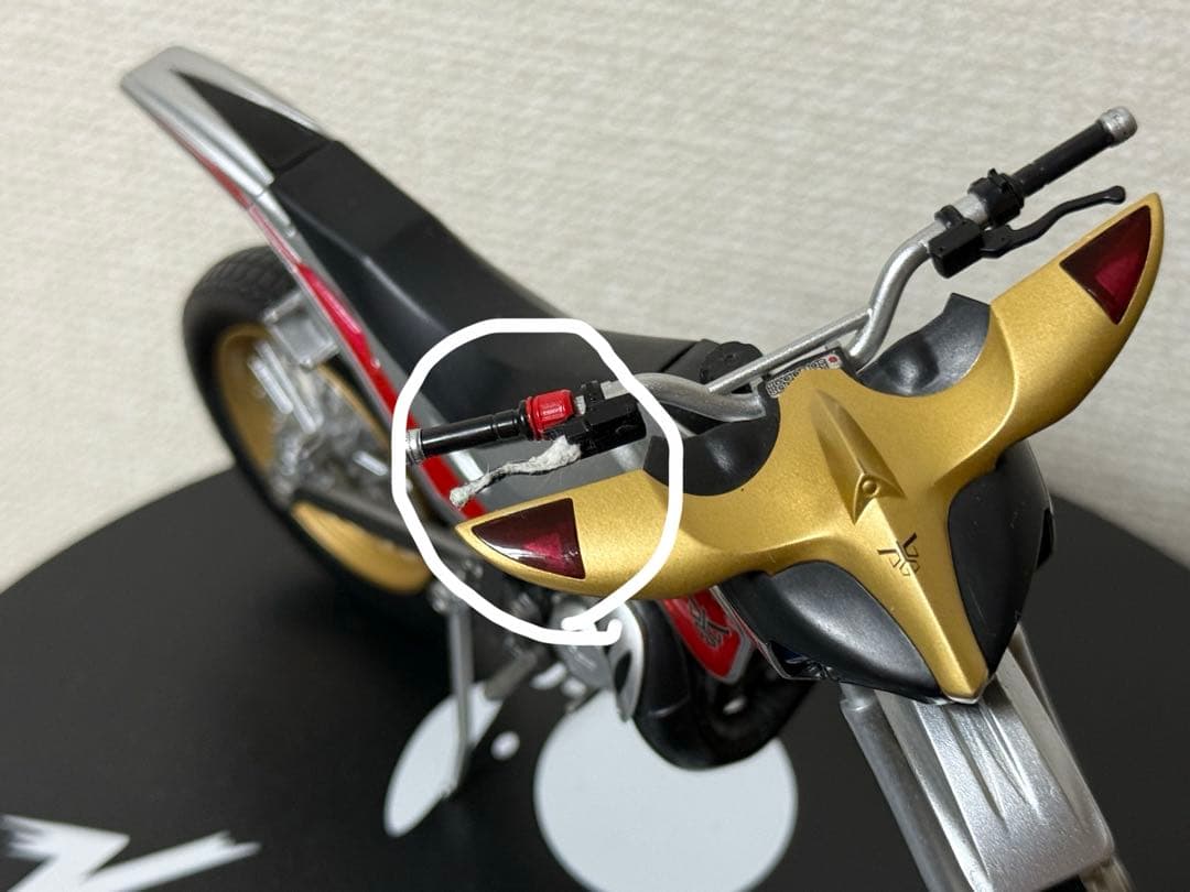 【ジャンク品】S.H.Figuarts トライチェイサー2000