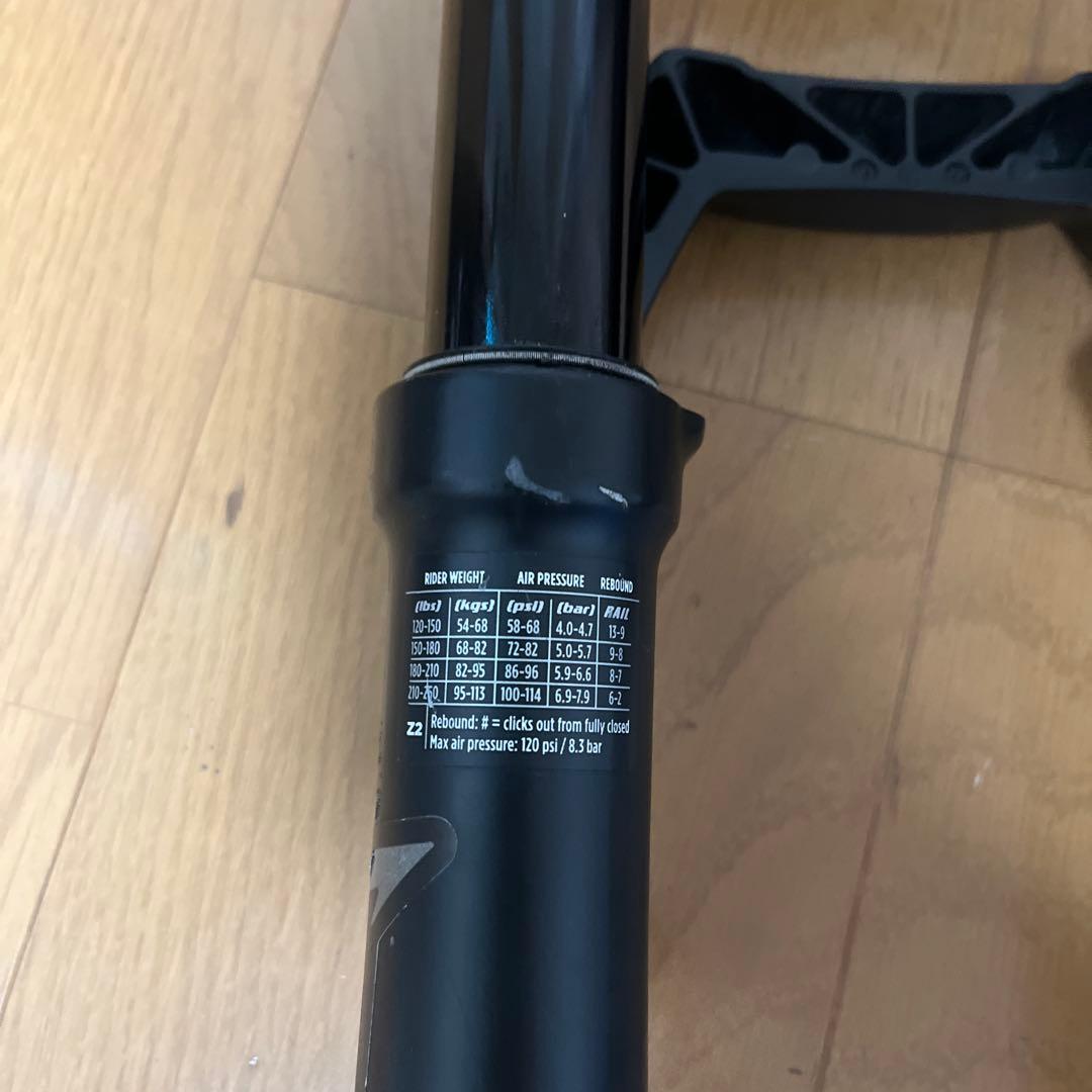 Z2 サスペンションフォーク ブラック