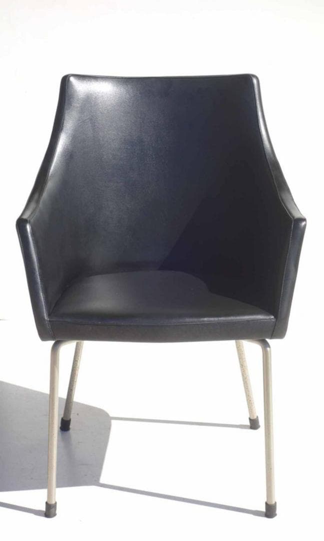【希少品】イタリア ミラノ Tecno社 P20Chair