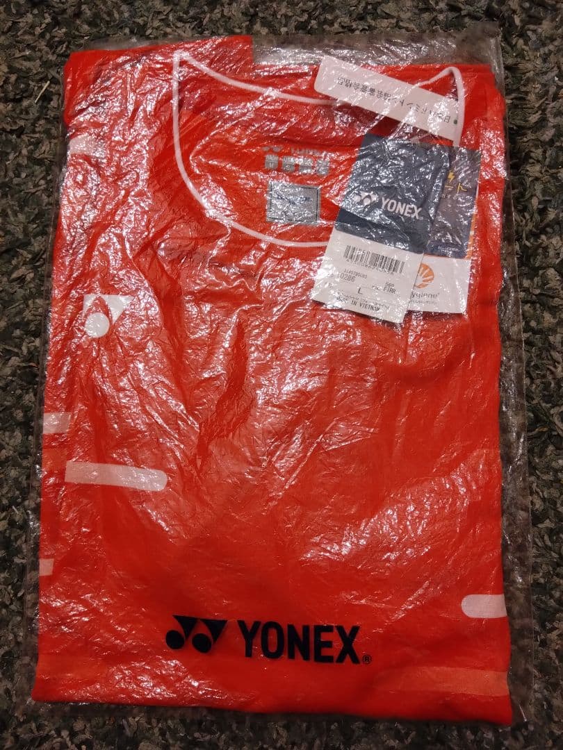 YONEXヨネックス 新品未使用品レッドゲームウェアL