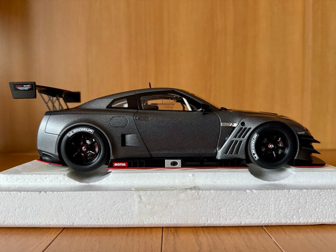 1/18オートアート GT-R NISMO GT3 マットグレーAUTOart