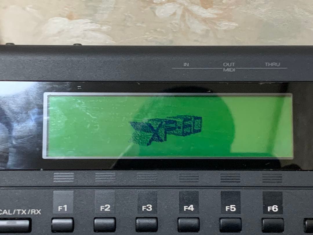 Roland XP-60 音楽ワークステーション