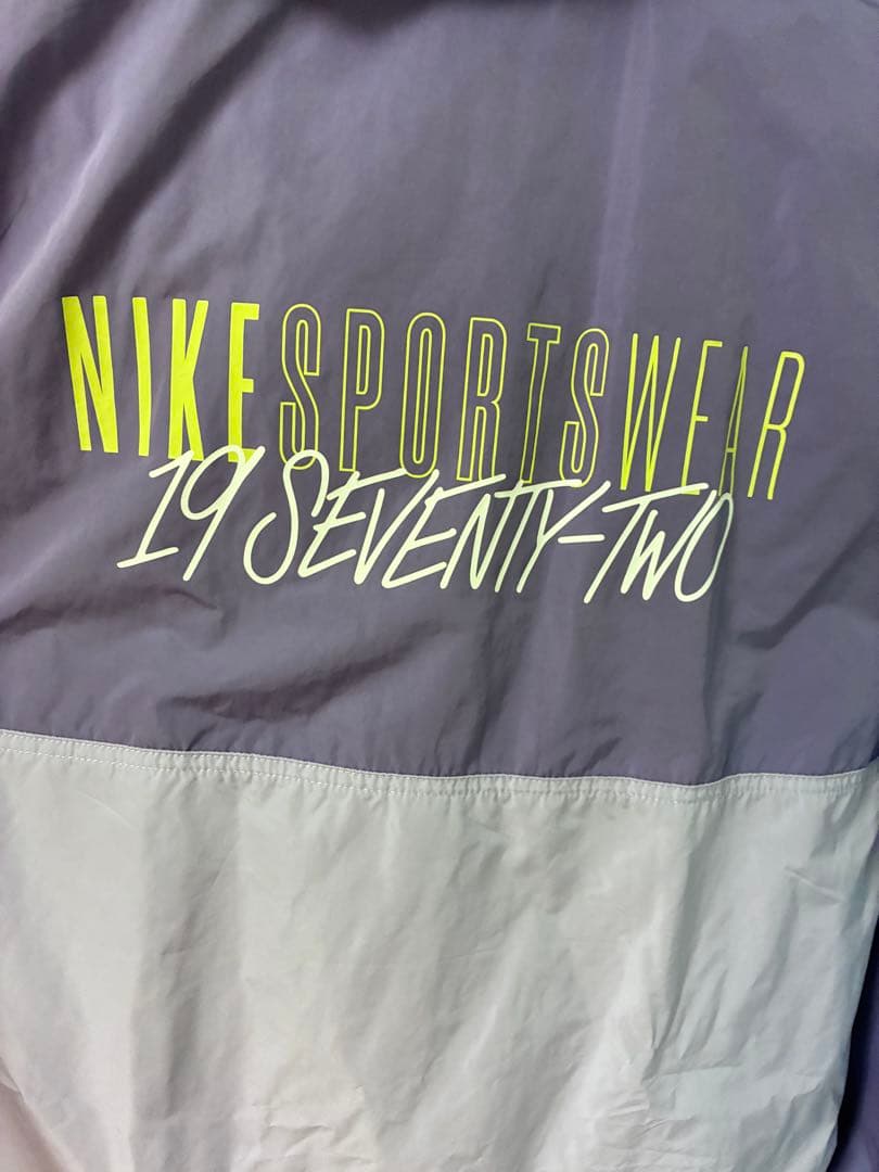 Nikeプルオーバー hoodie
