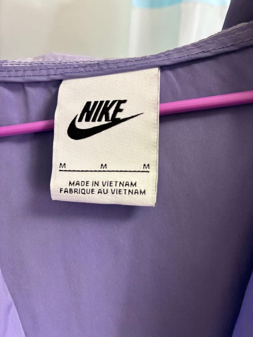 Nikeプルオーバー hoodie