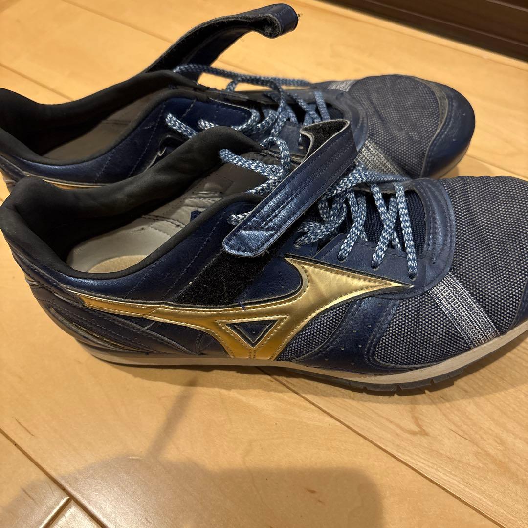 Mizuno フィールドジオAJ27.0スパイクシューズ ネイビー/ゴールド