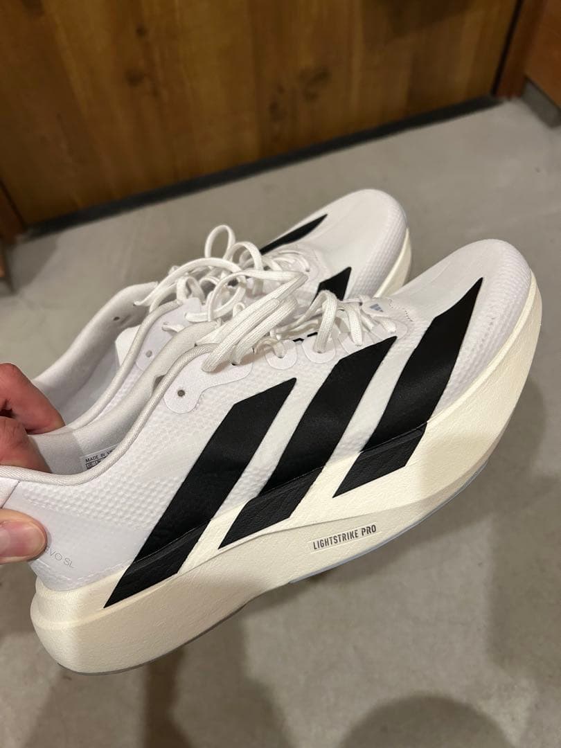 adidas evo sl woven エボSLウーブン